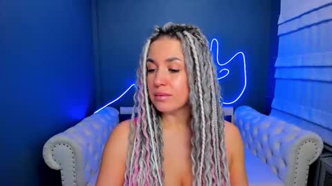 Snapshot of roxy_mars chatting on 01-17-26, 01:54 Roxy online show from 01-17-26, 01:54