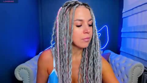 Roxy online show from 03-24-26, 02:05