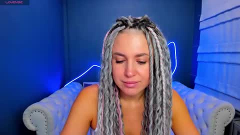 Roxy online show from 03-28-26, 01:27