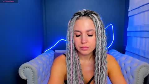 Roxy online show from 04-09-26, 01:49