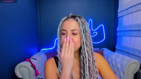 Roxy online show from 04-21-26, 01:42