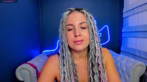 Roxy online show from 04-21-26, 02:51