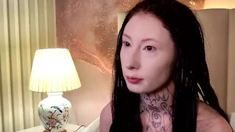 Snapshot of roxy_morrison_x chatting on 06-28-26, 03:34 roxanne online show from 06-28-26, 03:34