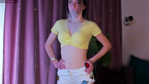 roxy_riot_ online show from 02-06-25, 07:35