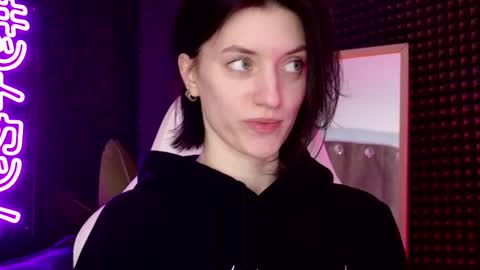 roxy_riot_ online show from 03-08-25, 01:50