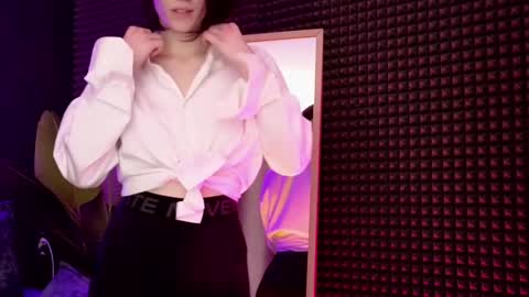 roxy_riot_ online show from 03-08-25, 08:00