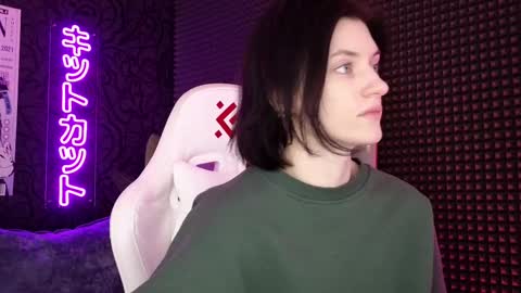 roxy_riot_ online show from 03-09-25, 01:25