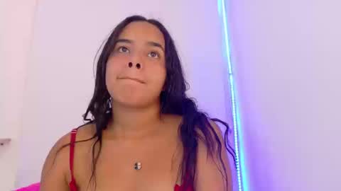 Snapshot of roxy_stone1 chatting on 10-24-25, 11:34 roxy_stone1 online show from 10-24-25, 11:34