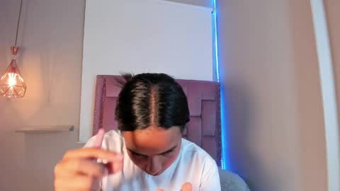 roxy_stone1 online show from 04-01-26, 07:22