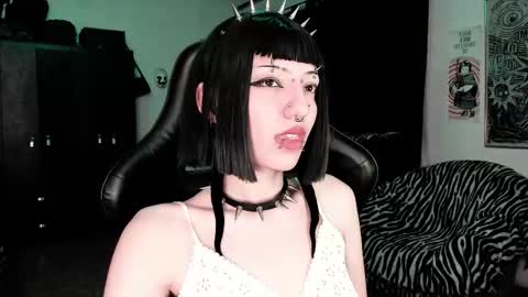 Roxy Independient model Help me to reach 50 thumbs up online show from 02-04-26, 01:11