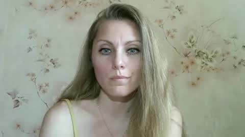 roxyfox18x01 online show from 05-24-26, 01:05