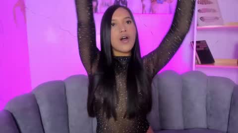 Roxy  online show from 09-29-25, 02:00