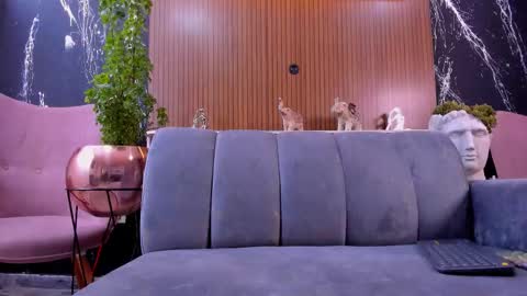 Roxy  online show from 10-02-25, 03:19