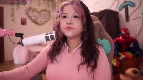 roxysuh online show from 11-25-25, 09:20