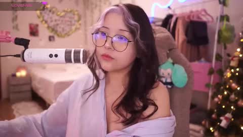 roxysuh online show from 12-20-25, 05:58