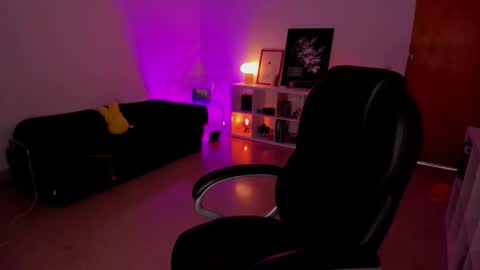 val online show from 02-18-26, 10:17