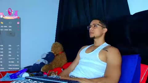 Snapshot of roy_barney chatting on 06-14-26, 09:17 ANTONIO online show from 06-14-26, 09:17