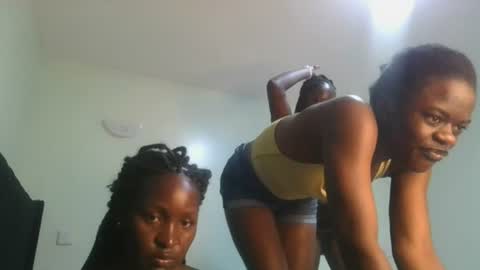 Snapshot of royal_goddes2 chatting on 06-19-26, 08:07 royal_goddes2 online show from 06-19-26, 08:07