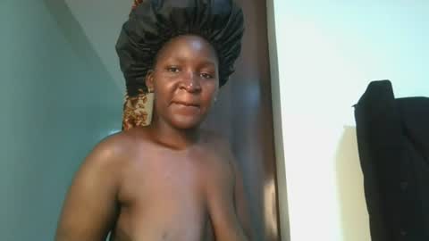 Snapshot of royal_goddes2 chatting on 06-27-26, 07:13 royal_goddes2 online show from 06-27-26, 07:13