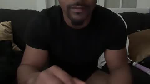 Snapshot of royal_sf chatting on 02-11-25, 10:18 Royal SF online show from 02-11-25, 10:18