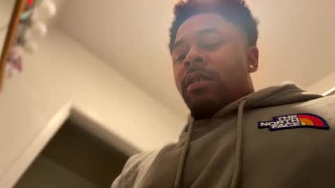 Snapshot of royal_sf chatting on 02-22-25, 06:41 Royal SF online show from 02-22-25, 06:41