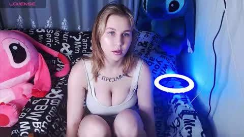 angela online show from 09-23-25, 02:53