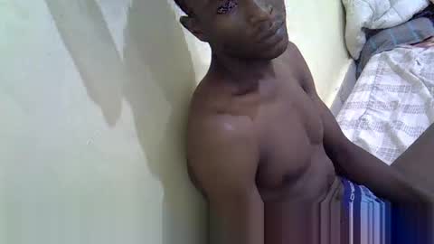 roystonne3 online show from 12-05-25, 11:41