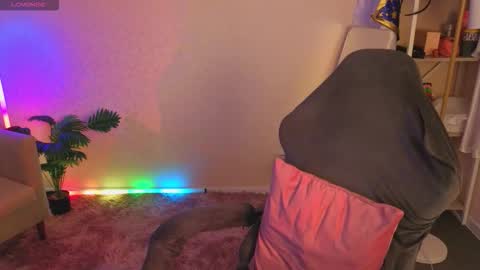 Roziett online show from 03-27-26, 08:59