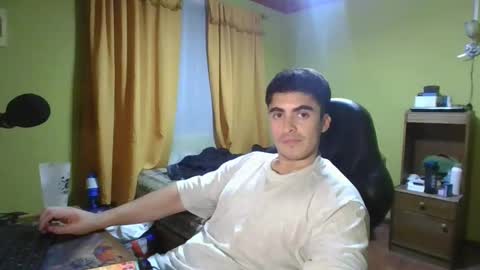 rpaulo25 online show from 02-05-25, 02:51