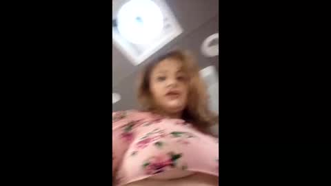 Snapshot of rraineonme chatting on 02-08-26, 12:14 rraineonme online show from 02-08-26, 12:14