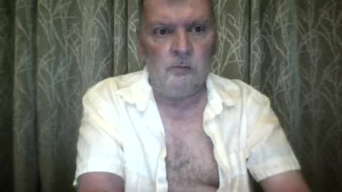 Snapshot of rsl1963 chatting on 07-07-26, 08:29 rsl1963 online show from 07-07-26, 08:29