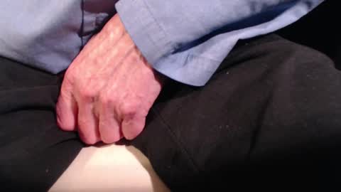 Snapshot of rubbertapper chatting on 02-19-25, 10:20 rubbertapper online show from 02-19-25, 10:20