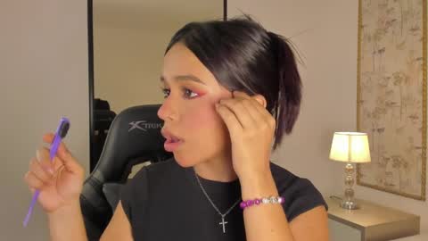 Snapshot of rubby_grundy chatting on 05-09-26, 02:28 R U B B Y online show from 05-09-26, 02:28