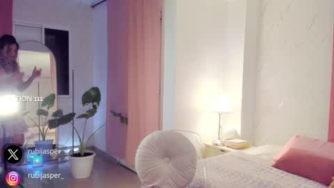 Rubi online show from 02-18-25, 10:36