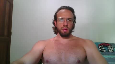 Snapshot of rubio121 chatting on 05-11-26, 02:01 rubio121 online show from 05-11-26, 02:01