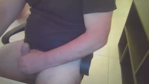 Snapshot of rubpai79 chatting on 10-14-25, 12:55 rubpai79 online show from 10-14-25, 12:55