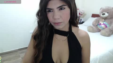 Snapshot of ruby_sky69 chatting on 05-08-26, 03:28 Ruby Independent model help me reach 50 thumbs up online show from 05-08-26, 03:28