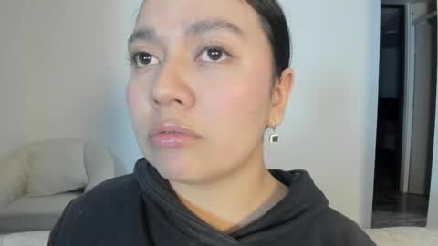 Snapshot of rubyhlowe chatting on 06-10-26, 02:56 RUBY online show from 06-10-26, 02:56