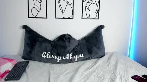 I am  Ruby online show from 12-13-25, 07:53