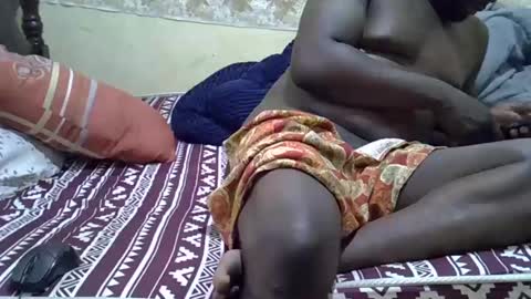 Snapshot of ruffbwoy chatting on 01-12-25, 10:12 Jayden online show from 01-12-25, 10:12