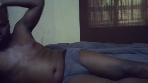 Snapshot of ruffbwoy chatting on 03-04-25, 08:24 Jayden online show from 03-04-25, 08:24