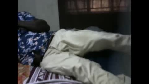 Snapshot of ruffbwoy chatting on 09-10-25, 11:54 Jayden online show from 09-10-25, 11:54