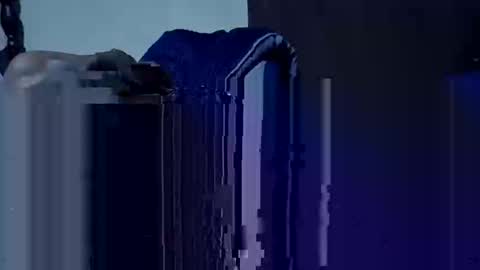 Snapshot of ruffbwoy chatting on 10-21-25, 02:51 Jayden online show from 10-21-25, 02:51