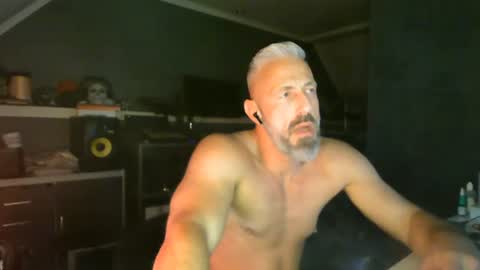 Snapshot of ruffi77 chatting on 07-29-26, 12:20 Chico que rico Caliente online show from 07-29-26, 12:20