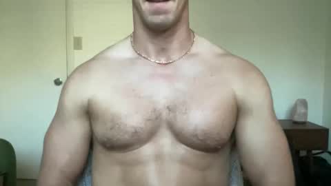 Snapshot of runfasterxo chatting on 12-25-24, 03:28 runfasterxo online show from 12-25-24, 03:28