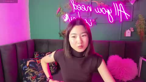 Runi online show from 06-19-26, 01:32