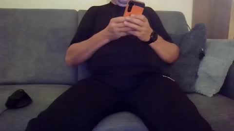 Snapshot of runner_1978 chatting on 12-11-24, 08:39 runner_1978 online show from 12-11-24, 08:39