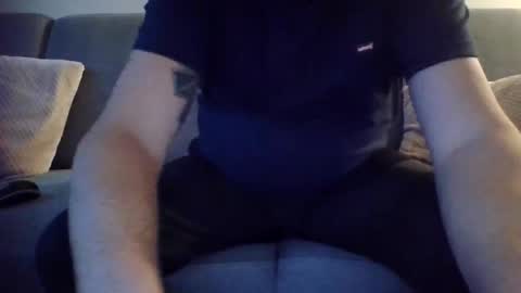 Snapshot of runner_1978 chatting on 11-19-25, 07:19 runner_1978 online show from 11-19-25, 07:19