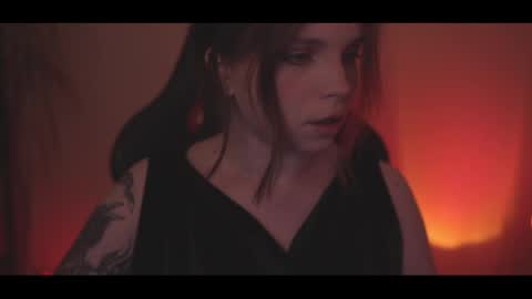 Elena online show from 04-18-26, 08:42