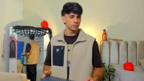 Russ online show from 10-06-25, 11:18